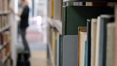Biblioteka w Paczółtowicach przeniosła się do dawnej szkoły