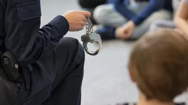 Nie każda przemoc zostawia ślady. Policjantka rozmawiała z uczniami
