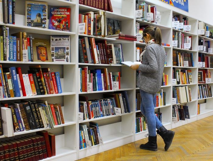 MBP Krzeszowice: Dyskusyjny Klub Książki zaprasza w listopadzie 