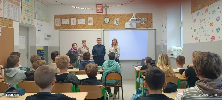 W szkole w Sąspowie policjantka ostrzegała - jedno wpisanie w sieci może zrujnować życie